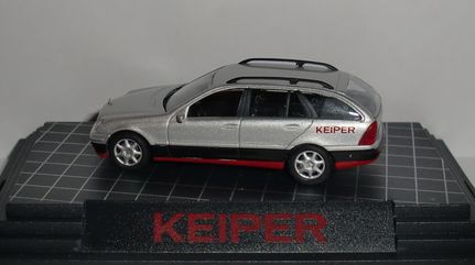 S203 - Werbemodell für KEIPER - Fahrerseite